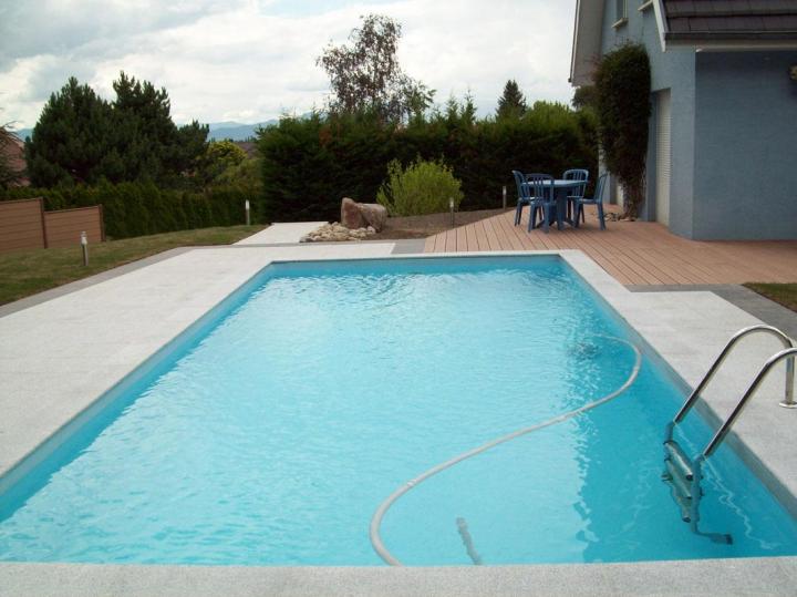 Nous posons différents types de piscines à Thann et autour.